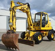 KOMATSU WB 95 R-1 pompa wody